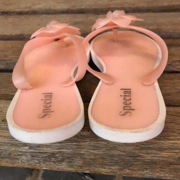 FREE 🎁 Special Jelly Flip Flops with flower - Picture 5 of 5